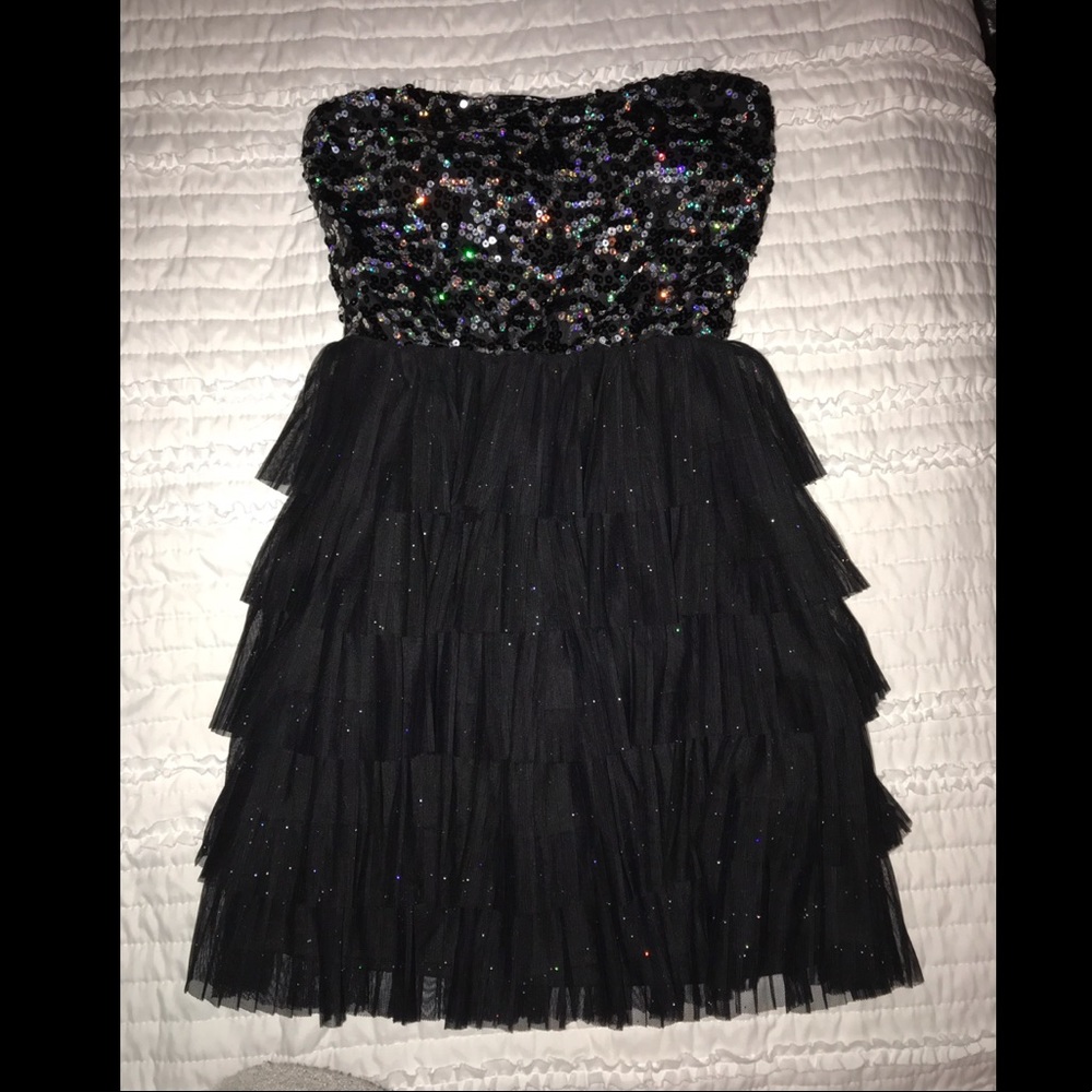 Homecoming/ short formal dress